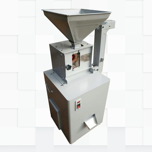 Petite <span class=keywords><strong>machine</strong></span> motorisée multifonctionnelle pour décortiquer et écaler les graines de chanvre, le sarrasin, le blé, les grains de café, l'avoine et les fèves de cacao - Product Image 5