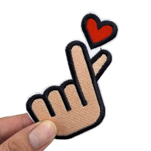 Nuevos parches termoadhesivos de chenilla con logo de ordenador, totalmente bordados, diseño de mano y dedo gestual, sin níquel, 4.15 pulgadas - Product Image 1