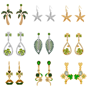 Boucles d'oreilles pendantes en émail à feuilles creuses tendance de créateur raffiné, en alliage, cadeau pour femmes - Product Image 4