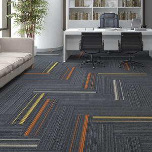 Dalles de moquette géométriques modernes Kerry Carpets, carrées, résistantes aux taches, pour bureaux commerciaux, salons et bureaux. - Product Image 4