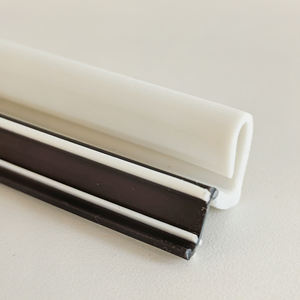 Fabricant de joints de <span class=keywords><strong>porte</strong></span> personnalisés coupe-vent TPV PP bande d'étanchéité pour <span class=keywords><strong>porte</strong></span> <span class=keywords><strong>coulissante</strong></span> - Product Image 1