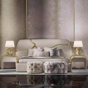 <span class=keywords><strong>Letto</strong></span> in Vera Pelle di Lusso Leggero Italiano, Arredamento di Design Italiano, <span class=keywords><strong>Letto</strong></span> Matrimoniale Grande Dorato per Villa, <span class=keywords><strong>Letto</strong></span> da <span class=keywords><strong>Montagna</strong></span> per Camera da <span class=keywords><strong>Letto</strong></span> Principale - Product Image 3