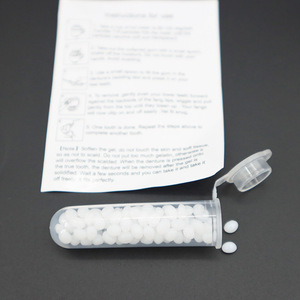 Accesorio de <span class=keywords><strong>disfraz</strong></span> de colmillos de vampiro aterrador de utilería de Halloween de dientes de zombi realista para maquillaje o <span class=keywords><strong>disfraz</strong></span> de fiesta espeluznante - Product Image 6