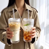 Verre à boisson en verre transparent à rayures verticales, grand format, avec couvercle et paille, pour boissons froides ou café, vente en gros