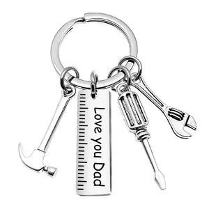 BM <span class=keywords><strong>personnalisé</strong></span> Promotion cadeau clé tournevis <span class=keywords><strong>marteau</strong></span> fête des pères porte-clés en métal - Product Image 6