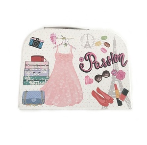 Hộp Giấy Đựng Đồ Chơi Ưa Thích Mini Lưu Niệm Cho Trẻ Em Tùy Chỉnh Vali Các Tông Hộp Đóng Gói Quà Tặng Có Tay Cầm - Product Image 4