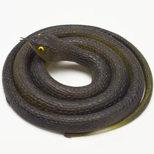 Serpiente de goma realista Serpiente de <span class=keywords><strong>Mamba</strong></span> negra Juguete de serpiente decorativa de Halloween Prank de utilería de jardín - Product Image 6