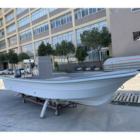 Bateau de pêche en fibre de verre renforcée Momokai 18FR de 5,8 mètres, bateau de travail pratique pour la pêche côtière, les loisirs familiaux en bord de mer