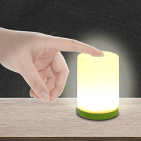 Lampe de chevet LED RGB à commande tactile, alimentée par piles, en plastique ABS, lampe de chevet à intensité variable, portable, lumière ambiante de bureau pour chambre à coucher