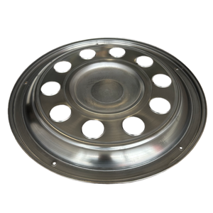 Juego Completo de Tapacubos Cromados de Alta Calidad de 22.5 Pulgadas para Camiones Volvo con Instalación Autoadhesiva - Product Image 1