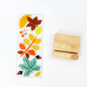 Figurine en verre fusionné fait main en forme de feuilles avec base en bois, décoration de table pour la maison ou le bureau, cadeau - Product Image 3