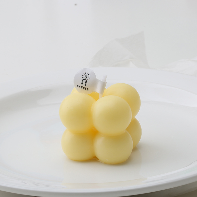 Amarillo - Pera Inglesa y Fresia