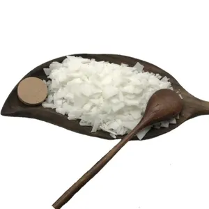Cocoate monoethanolamide It has good dispersion be used as the main component of cleaning agent wetting agent and emulsifier