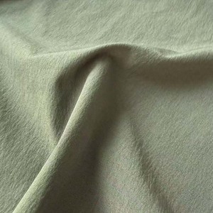 Tissu en nylon uni extensible dans les 4 sens de l'usine Shaoxing Maoshi pour produits de plein air et usage quotidien - Product Image 2