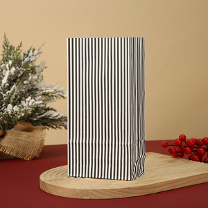 Sacchetto di carta Kraft di <span class=keywords><strong>capodanno</strong></span> Mini sacchetto di natale stampato regalo per caramelle biscotto imballaggio all'ingrosso della fabbrica - Product Image 5