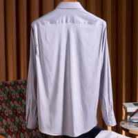 Kemeja Bisnis Kasual Musim Panas Pria ODM Bahan Polyester/Katun Bernapas, Pewarnaan Benang Anti-Pilling, Kualitas Tinggi Grosir