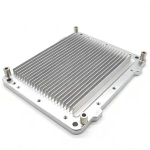 Plaque de refroidissement liquide pour équipement médical en bloc d'aluminium CNC sur mesure, brasage sous vide, soudage par friction, refroidisseur à eau - Product Image 1
