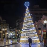 Lumière de cône d'arbre de Noël en spirale de LED IP65 évaluée pour les festivals extérieurs de rue de place de plaza et les décorations commerciales de jardin