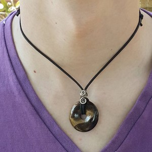 Mans healing crystal pendant mans gemstone talisman per fortuna e protezione - Product Image 3