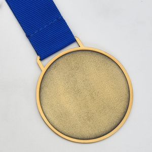 Médaille personnalisée en métal émaillé pour l'orientation en forêt, la course à <span class=keywords><strong>pied</strong></span> et les souvenirs sportifs - Product Image 6