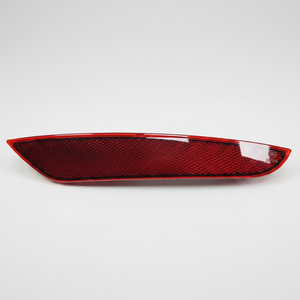 VALEA AUTO PARTS Reflector Trasero Izquierdo para Volkswagen Golf 6 2009-2011, Nuevo OE 5K0945105A, Iluminación Roja, Pieza de Auto - Product Image 2