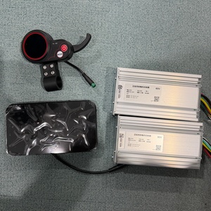 Contrôleur 12Mosfet Yunli 60V 50A pour trottinette électrique 5600W 6000W avec accélérateur au pouce TF-100 et écran central - Product Image 2