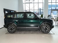 Высококачественный подержанный электромобиль ICAR 03 с левым рулем, 5-местный внедорожник с панорамной крышей, шины R18, в наличии