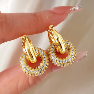 Boucles d'oreilles créoles épaisses plaquées or 18 carats, avec breloque cercle CZ entièrement pavée détachable, bijoux de luxe micro-pavés en zircon - Product Image 2