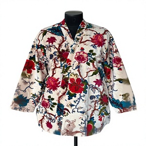 Chaqueta Larga de Algodón con Estampado Floral y Cinturón, Cuello Mandarín, Diseño Étnico Indio Transpirable de Rajastán, Marca Khushbu Handicraft - Product Image 5