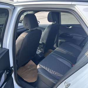 Excelente Volkswagen ID.3 Sedán 2023 de Alta Calidad con Caja de Cambios Automática Eléctrica, Volante a la Izquierda y Tapicería de Cuero - Product Image 6