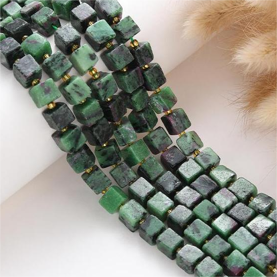 8*8mm Natural Polished Ruby Zoisite Loose Gemstones Energy Stone Gemstones for Jewelry Making Fashion Necklace Bracelets