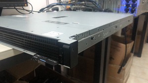 Serveur en rack certifié 1U PowerEdge R240 Xeon E-2224 3,4 GHz 8 Go DDR4 avec garantie de 3 ans, 4 disques durs LFF en stock - Product Image 3