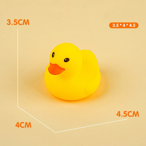 Giocattoli da bagno in plastica a forma di anatra gialla, che emettono un cinguettio, giocattoli per animali domestici, giocattoli da bagno per neonati, giocattoli morbidi a forma di animale, ideali per bancarelle di mercato notturno - Product Image 4