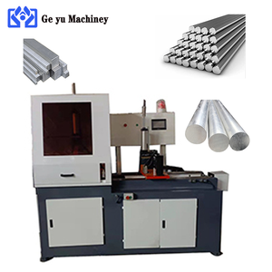 Machine de découpe de profilés en aluminium entièrement automatique à haute efficacité, très vendue par le fabricant, pour les portes et fenêtres en alliage d'aluminium - Product Image 1