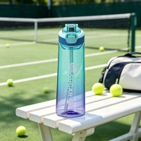 Bouteille étanche et anti-poussière en Tritan+PP avec couvercle à ouverture rapide pour boire directement, sans odeur, idéale pour la randonnée, le camping et les voyages