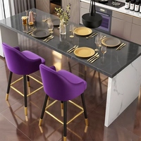 Chaise de bar moderne de luxe en cuir PU avec pieds en métal robustes pour la maison, l'îlot de cuisine et les chaises de bar d'hôtel