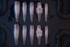10 pièces de faux ongles longs <span class=keywords><strong>en</strong></span> ABS de haute qualité, rose amande, <span class=keywords><strong>dégradé</strong></span> Aurora, avec design d'ongles <span class=keywords><strong>arc</strong></span>-<span class=keywords><strong>en</strong></span>-<span class=keywords><strong>ciel</strong></span> blanc laiteux pour les doigts - Product Image 6