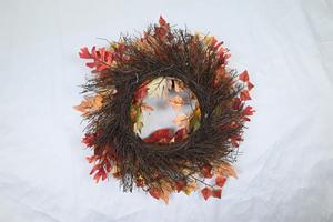 Corona Decorativa de Otoño de 24 Pulgadas de Buena Calidad, Corona de Piñas para Puerta, Decoración para el Hogar - Product Image 6
