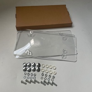 Protector de Marco para Placa de Matrícula con Diseño de Superficie Curva Transparente - Product Image 3