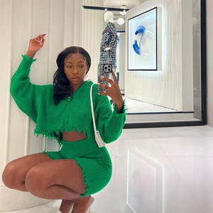 Dệt Kim 2 Mảnh Phụ Nữ Thiết Lập Thời Trang Dài Tay Áo Lỏng Dây Kéo Tua Áo Len Và Quần Short Nữ Quần Áo Phụ Nữ Hai Mảnh Thiết Lập 2022 - Product Image 4