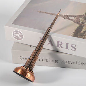 Personnalisé Dubai Souvenir Bronze Burj Khalifa Statue Métal Modèle Londres City <span class=keywords><strong>Tour</strong></span> Souvenirs Cadeau Célèbre Architecture Modèle - Product Image 3