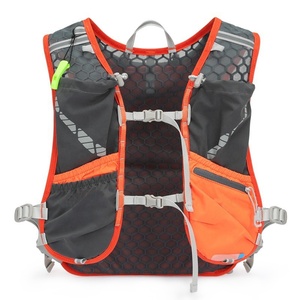 กระเป๋าใส่น้ำขนาดพกพาน้ำหนักเบาทำจากโพลีเอสเตอร์ที่ทนทาน - Product Image 3