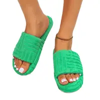Sandalias de verano para mujer Comercio exterior nuevas Zapatillas grandes  de fondo plano - China Popular 2023 y Zapatillas nuevas precio