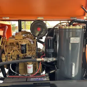 Compressore d'aria 11bar 389CFM 78kw compressore Diesel a vite d'aria compressore d'aria rotativo Diesel a vite