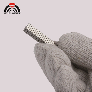Aimants puissants en néodyme fritté NdFeB sur mesure <span class=keywords><strong>pour</strong></span> usage industriel, soudage, pliage, grade NdFeB haute température 80-230°C, époxy brillant - Product Image 6