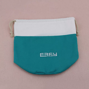 Sac cadeau en toile de coton Besto OEM recyclable et personnalisable avec logo sérigraphié, idéal pour l'emballage de bougies et d'artisanat - Product Image 6