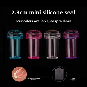 Tampons à ongles en silicone transparent multicolores de 2,3 cm, outil de transfert pour <span class=keywords><strong>manucure</strong></span> française <span class=keywords><strong>avec</strong></span> racloir, vente en gros pour salons de <span class=keywords><strong>manucure</strong></span> - Product Image 4