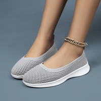 Nouvelles chaussures plates à enfiler pour femmes, de haute qualité, légères, pour l'été, baskets de marche pour femmes, prix bas, vente chaude en Afrique, marque