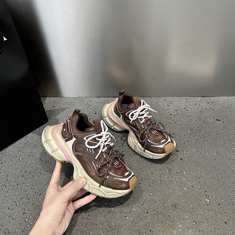 สีน้ำตาล