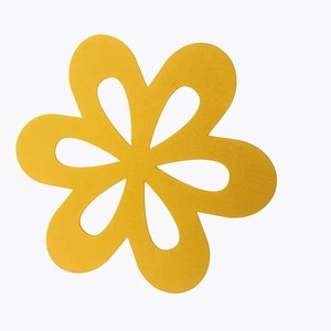 Sous-verre créatif en forme de fleur, set de table en tissu épais, dessous de plat en feutre thermique pour casseroles et bols - Product Image 2